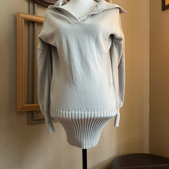 Sweater dress mini from Carpetcom. Light grey. Super soft and stretchy. Size M - Picture 4 of 6